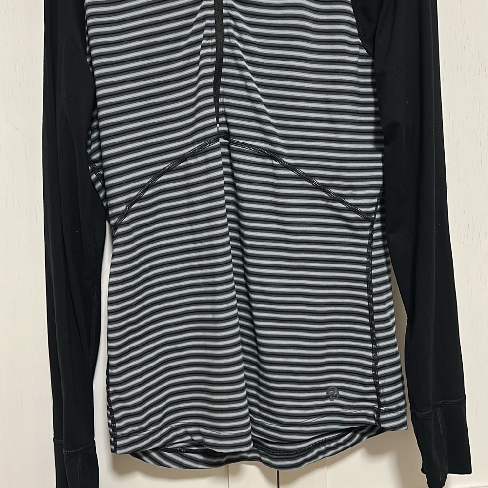 Mountain Hardwear Women's Long Sleeve Striped Tee - Black & Gray